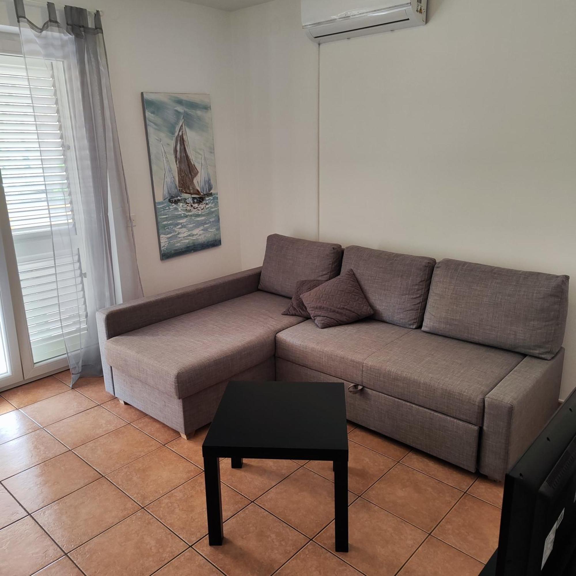 Apartmani Ivana ปูนัต ภายนอก รูปภาพ